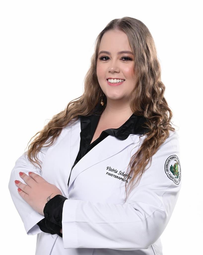 Vitoria Raiane Scheffler, fisioterapeuta especializada em reabilitação musculoesquelética